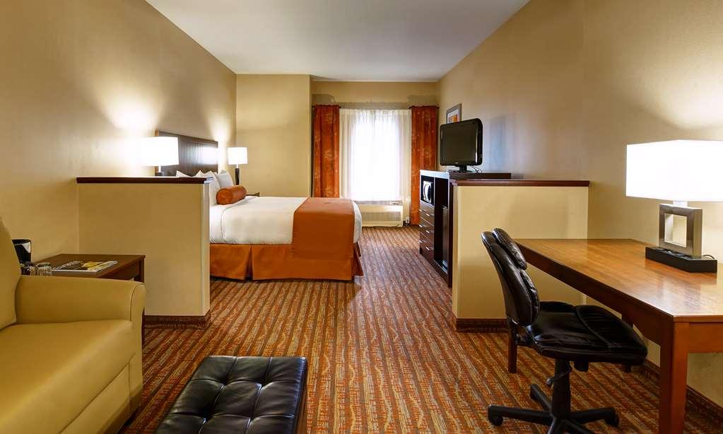 Phoenix Inn Suites - Eugene Room photo